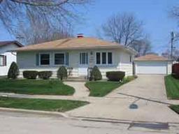 8517 21st Ave., Kenosha, WI 53143