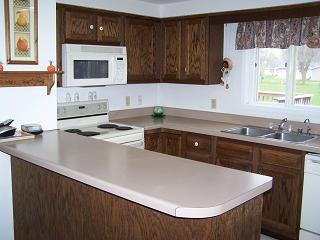566 Thomas, Fond Du Lac, WI 54935