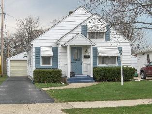 2004 39th St., Kenosha, WI 53140