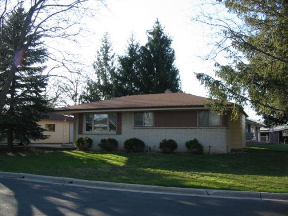 [Address Hidden by Seller], Milwaukee, WI 53221