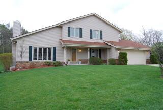 W162N8326 Tamarack Dr., Menomonee Falls, WI 53051