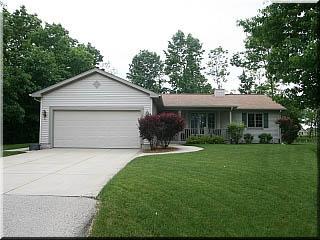6904 Bay Wood Dr., Caledonia, WI 53402