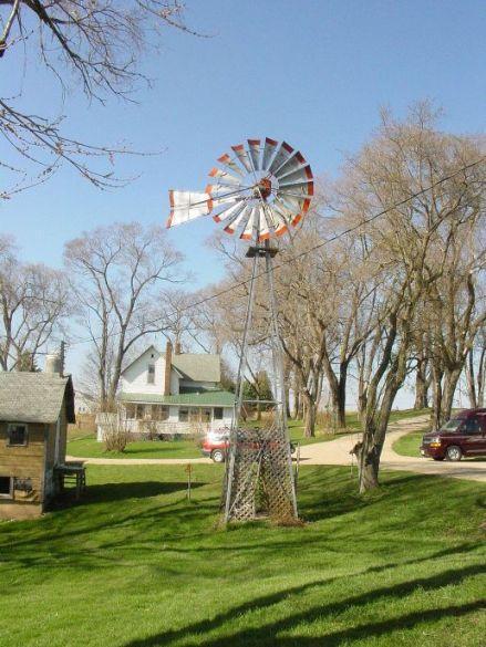 10699 Sugar Grove Rd., Kickapoo, WI 54652