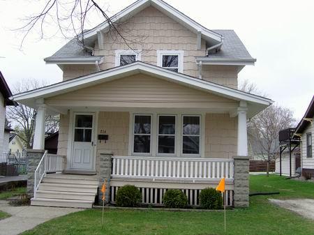 214 Frame Ave, Waukesha, WI 53186