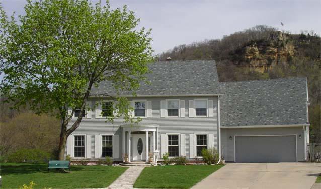 2646 Hackberry Ln., La Crosse, WI 54601