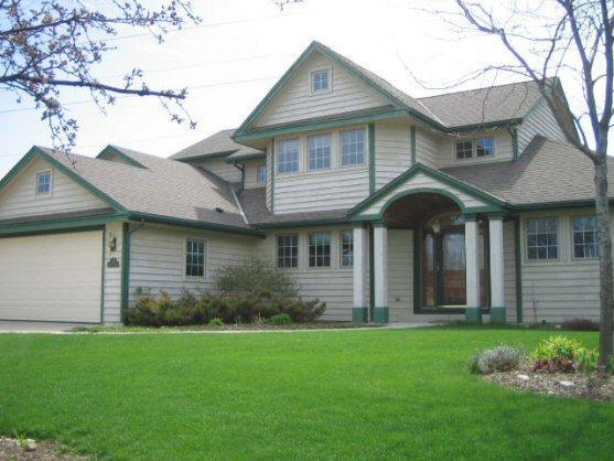 418 S Cottrell, Saukville, WI 53080