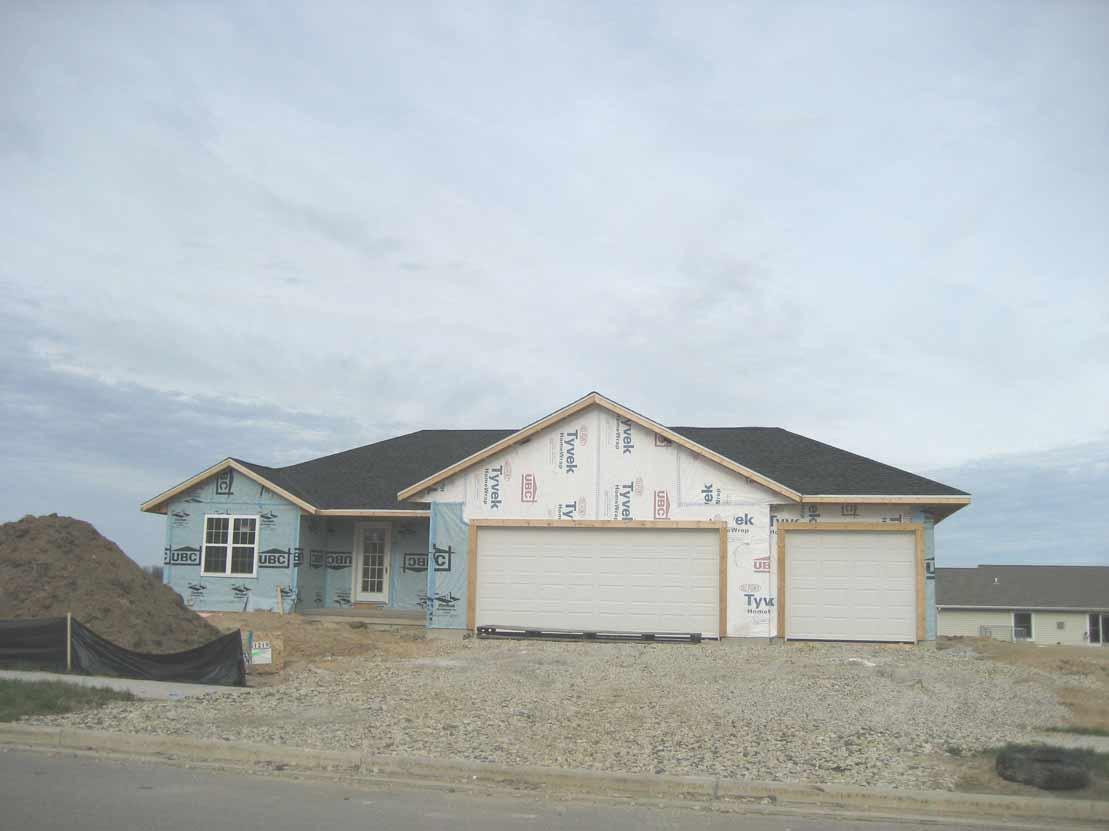 1219 Daisy Dr., West Bend, WI 53090