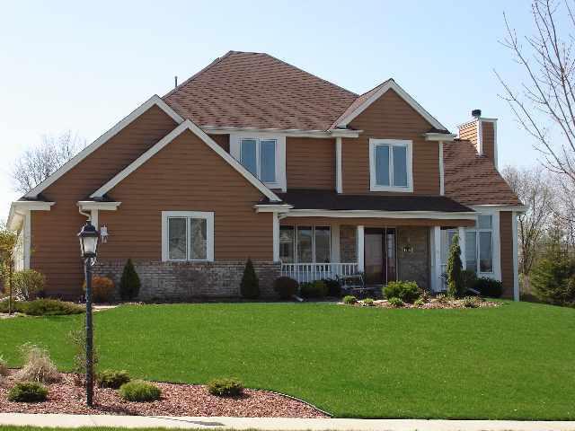 1716 Tallgrass Cir, Waukesha, WI 53188