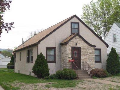 1403 S East Ave., La Crosse, WI 54601
