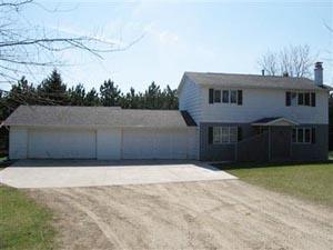 N6146 Lark Ln., Green Lake, WI 54941