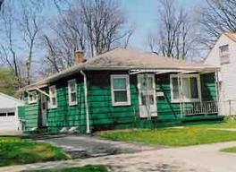 5223 N 61st St, Milwaukee, WI 53218