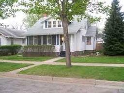 1615 Winnebago, La Crosse, WI 54601