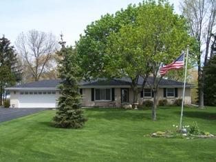 10830 W Oakwood Rd., Franklin, WI 53132