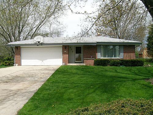 932 E Fredonia Ave., Fredonia, WI 53021