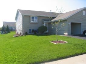 750 Acadia Ave, West Bend, WI 53095