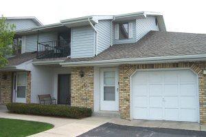 1439 Fox Tail Dr #201, Mount Pleasant, WI 53406