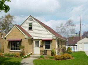 1102 Kingston Ave., Racine, WI 53402