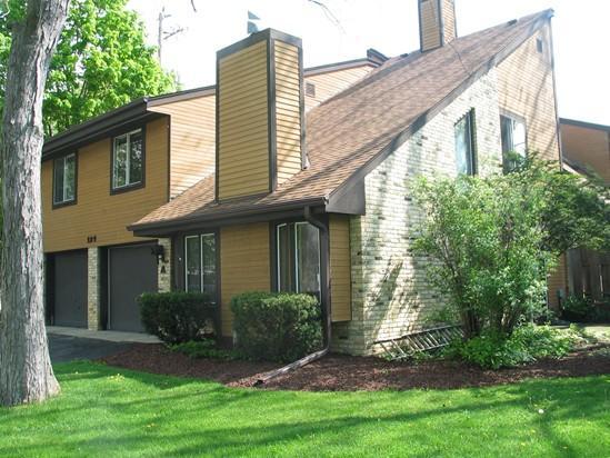 127 Garfield Ave. #A, Waukesha, WI 53186