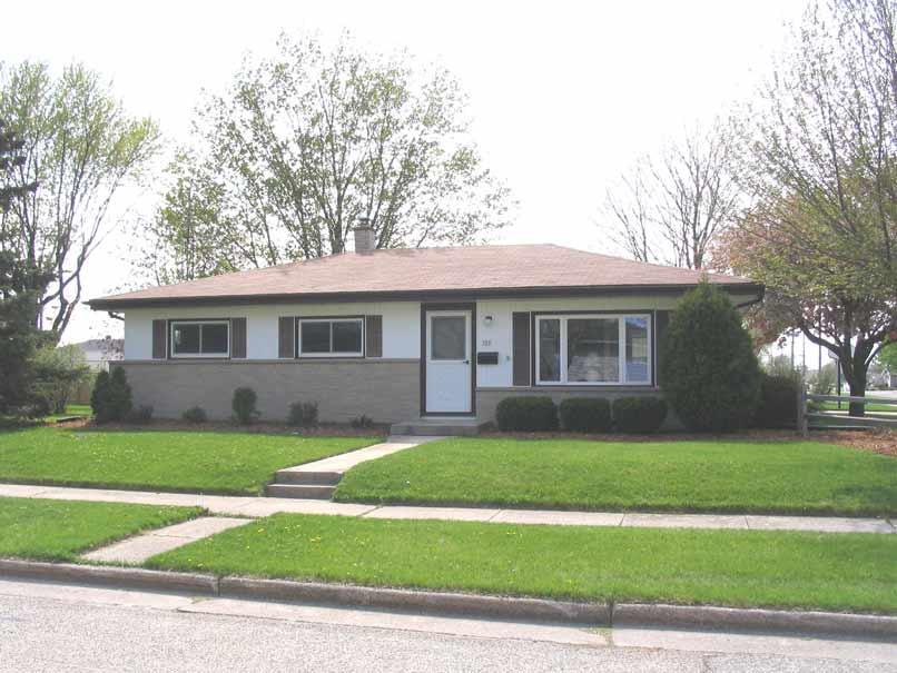 707 Harker Ave., Hartford, WI 53027