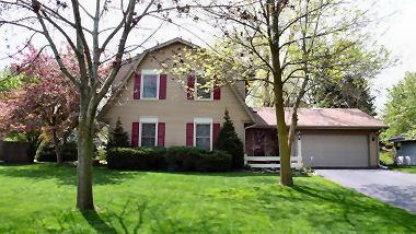 6581 Hill Ridge Dr., Greendale, WI 53129