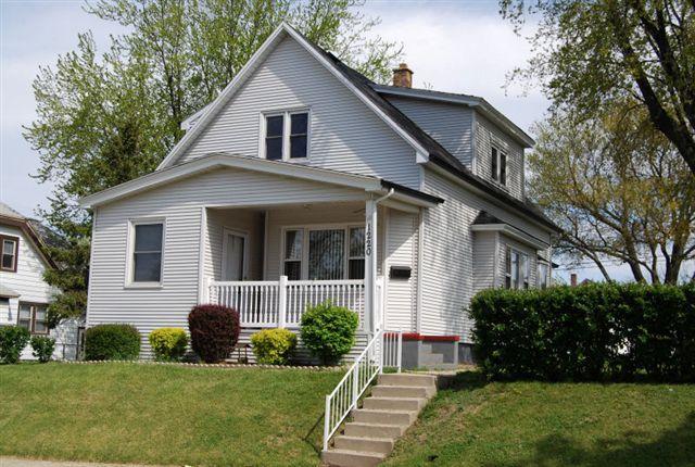 1220 Marion Ave., South Milwaukee, WI 53172