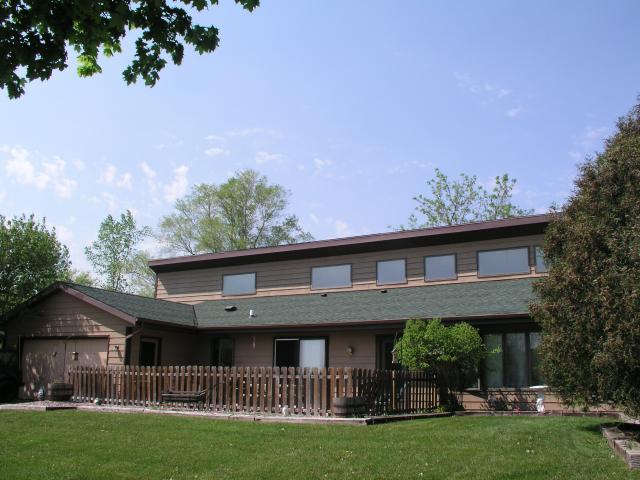 1504 Green Tree Rd., West Bend, WI 53090