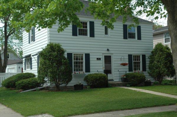 203 Douglas, Waukesha, WI 53186