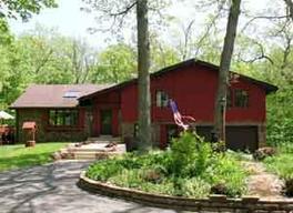 398 Wildwood Ridge, Richfield, WI 53017