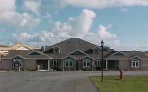 1902 Ravenswood Ln., Manitowoc, WI 54220