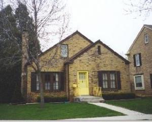 724 Oak St., Manitowoc, WI 54220