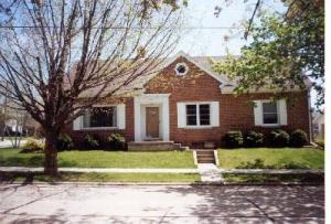 1221 N.12th St., Manitowoc, WI 54220