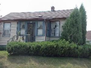 702 S.14th St., Manitowoc, WI 54220