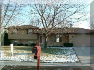 4301 Knuell St., Manitowoc, WI 54220