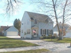 525 S 26th St., Manitowoc, WI 54220