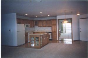 1218 Dewey, Unit 12, Manitowoc, WI 54220