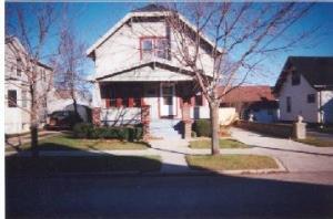 1614 Hamilton St., Manitowoc, WI 54220