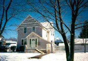 909 N.14th St., Manitowoc, WI 54220