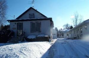 1219 Green St., Manitowoc, WI 54220