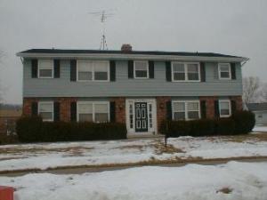 4422 Knuell Ct. #4424, Manitowoc, WI 54220