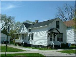 1310 S.9th St., Manitowoc, WI 54220