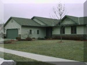 2315 Risch Ln., Manitowoc, WI 54220