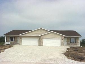 3425 Cimmaron Ct., Manitowoc, WI 54220