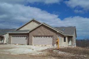 2403 Knuell St., Manitowoc, WI 54220