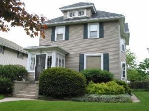 827 Lincoln Blvd., Manitowoc, WI 54220