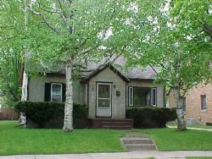 1821 Maple St., Manitowoc, WI 54220