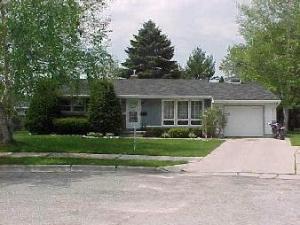 1607 Conrad Ct., Manitowoc, WI 54220