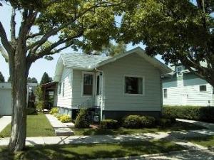 1410 Glenwood St., Two Rivers, WI 54241