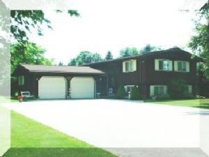 [Address Hidden by Seller], Manitowoc, WI 54220