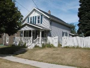727 N.9, Manitowoc, WI 54220