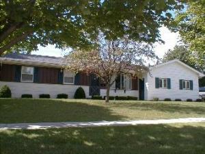 1503 Menasha Ave., Manitowoc, WI 54220